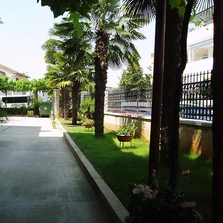 Apartment Modrusan