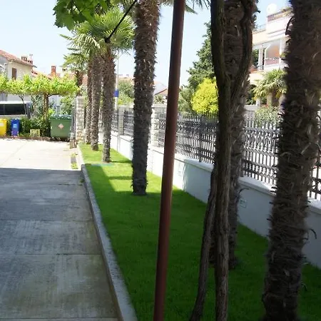 Modrusan Apartmán *