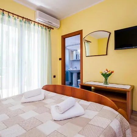 Modrusan Apartment *