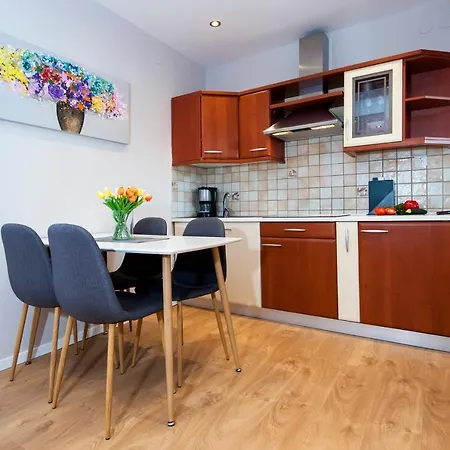 Apartment Modrusan *
