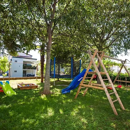 Apartment Modrusan