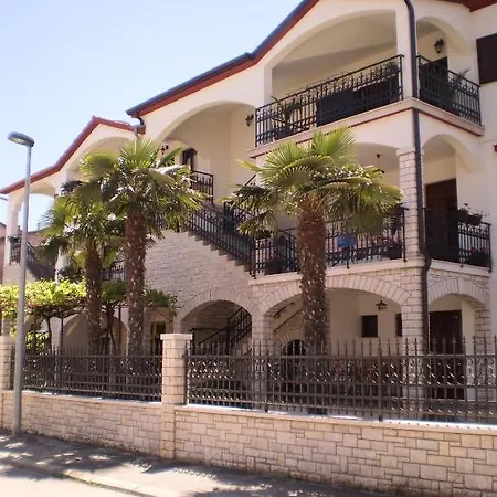 Apartment Modrusan *