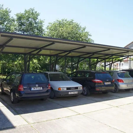 Modrusan Appartement *