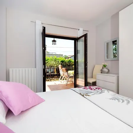 Apartamento Modrusan *